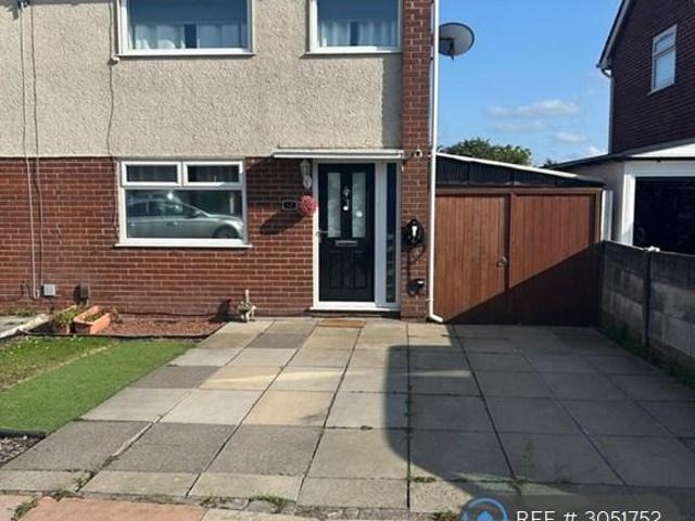 Catterick Fold, Southport, PR8 3 bed semi detached house to rent £1,075 pcm £248 pw