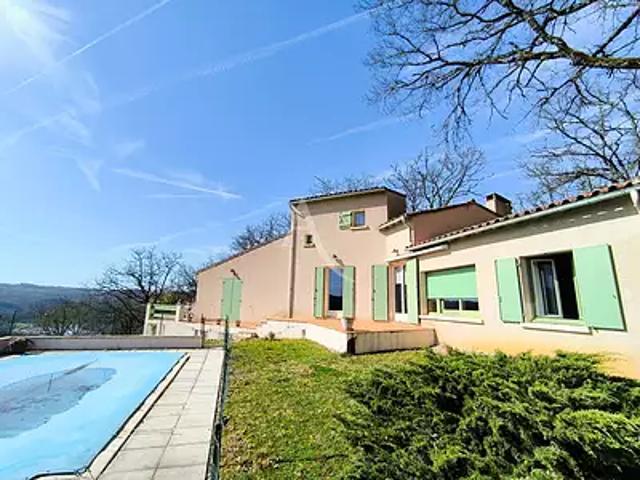 Catus 46150 Achat / Vente maison 4 pièces t4 au dernier étage piscine