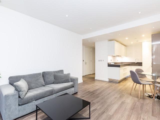 Catalina House, Whitechapel E1, 1 bed flat to rent, £3,000 pcm | PrimeLocation