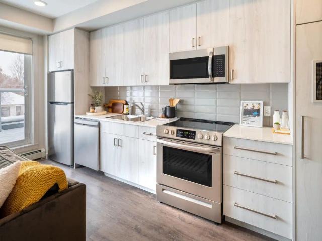 Catalyst Luxury Residences — The Platinum