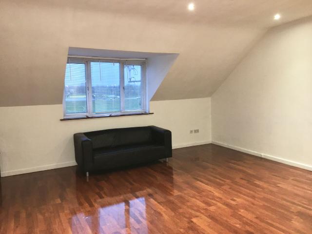 Catford Road, London SE6, 1 bed flat to rent, £1,100 pcm | PrimeLocation