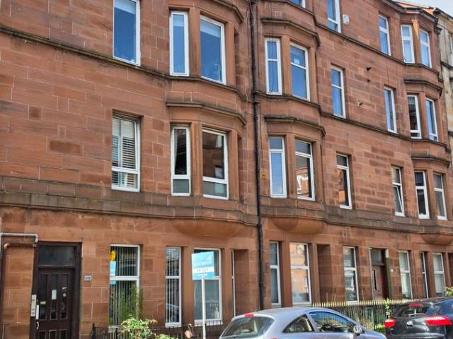 Cathcart Road, Glasgow G42, 2 bed flat to rent, £995 pcm | PrimeLocation