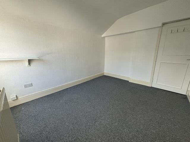 Cathays, Cardiff CF10, 1 bed flat to rent, £800 pcm | PrimeLocation