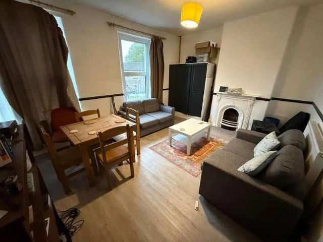 Cathays Terrace, Cathays, CF24