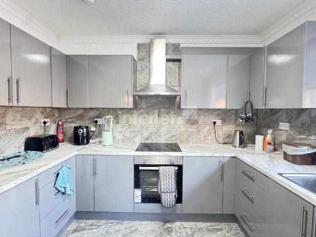 Cathays Terrace, Property #6824
