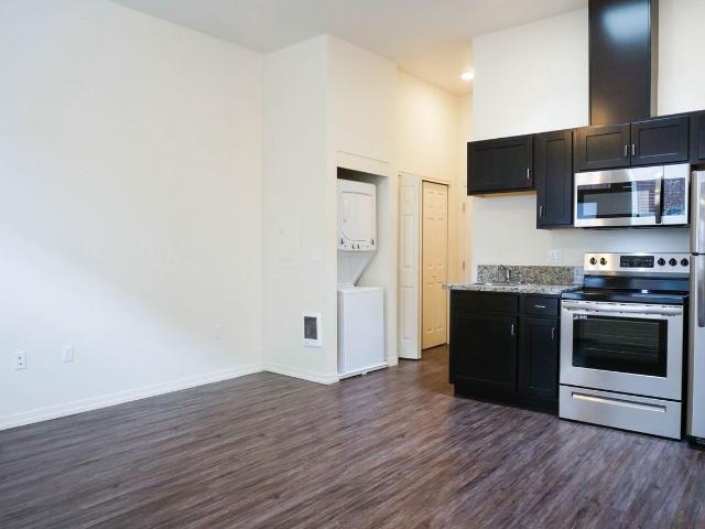 Cathedral Flats Ivan 3 Studio Apartment for Rent at 7228 N Burlington Ave, Portland, OR 97203 Cathedral Park