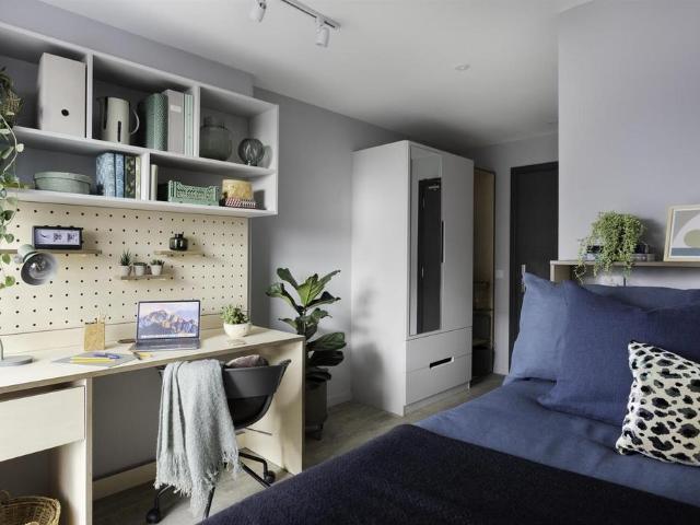 Cathedral Street, Glasgow G1 1 bed in a flat share to rent £1,105 pcm £255 pw
