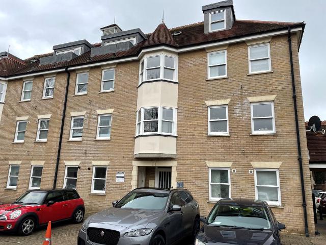 Cathedral Walk, Chelmsford CM1, 1 bed flat to rent, £1,195 pcm | PrimeLocation
