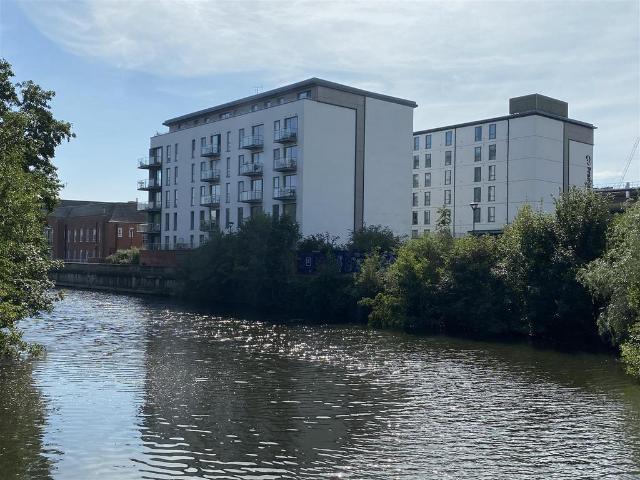Cathedral View, Full Street, Derby DE1 2 bed apartment to rent £1,150 pcm £265 pw