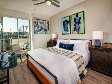 Catherine 3 Bedroom Apartment for Rent at 1625 Lincoln Blvd, Santa Monica, CA 90404 Pico