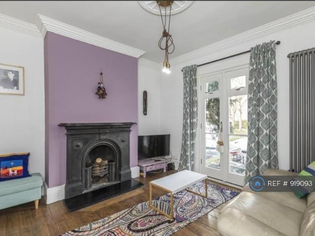 Catherine Grove, London, SE10 4 bed end of terrace house to rent £3,500 pcm £808 pw