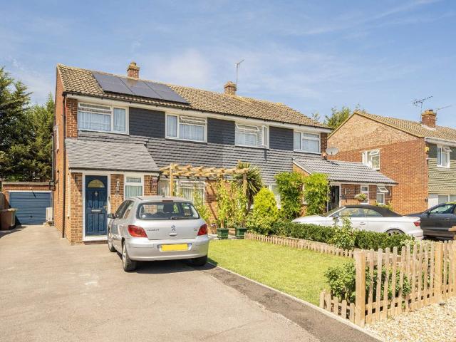 Catherine Drive, Sunbury On Thames TW16, 3 bed semi detached house to rent, £2,695 pcm | PrimeLocation