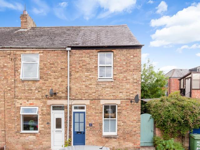 CATHERINE STREET, OXFORD, OX4 2 bed end of terrace house to rent £1,950 pcm £450 pw