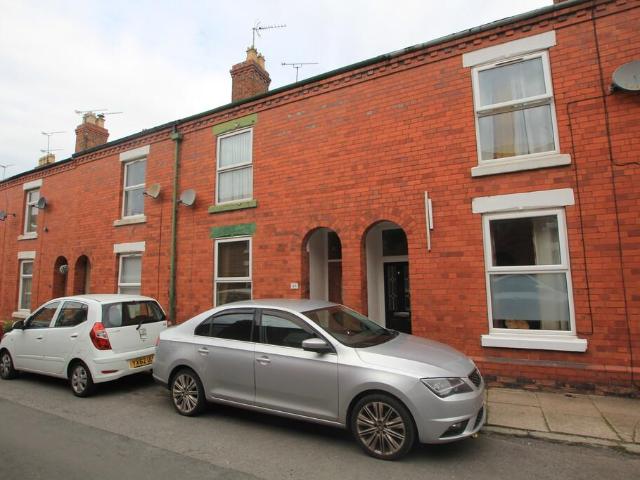 Catherine Street, Chester 2 bed terraced house to rent £1,100 pcm £254 pw