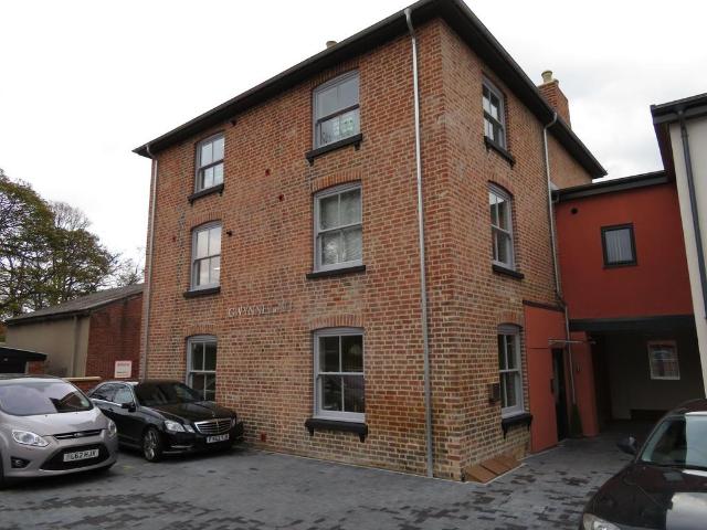 Catherine Street, Hereford HR1 2 bed apartment to rent £1,050 pcm £242 pw