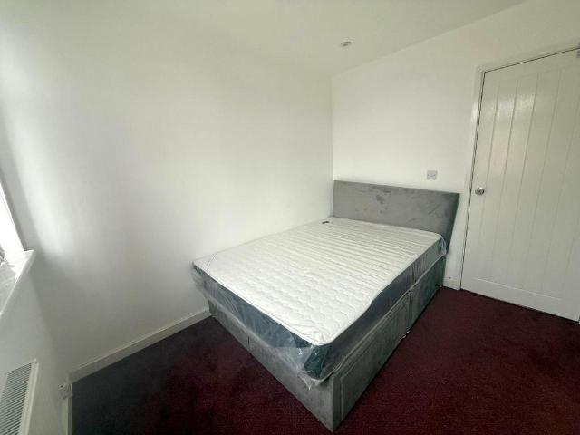 Catherine Street 7 bed house share to rent £500 pcm £115 pw
