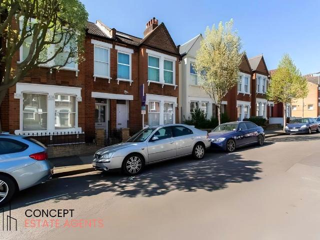 Cathles Road, Balham SW12, 1 bed flat to rent, £1,650 pcm | PrimeLocation