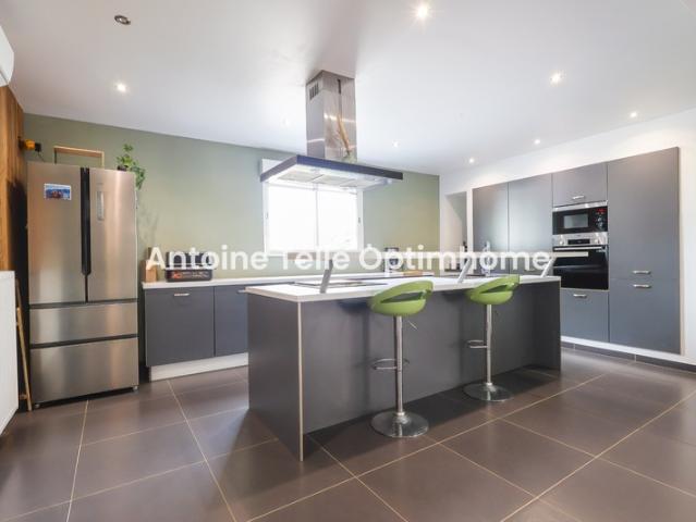 Catillon sur Sambre 59360 Maison individuelle de 4 chambres avec garage & jardin sur 2000m²
