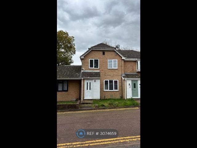 Catkin Close, Chatham ME5, 3 bed terraced house to rent, £1,600 pcm | PrimeLocation