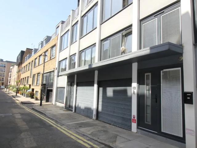 Catostreet, Marylebone, London W1H, 3 bed terraced house to rent, £7,500 pcm | PrimeLocation