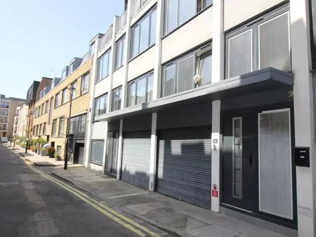 CatoStreet, Marylebone, W1H 5JH 3 bed house to rent £7,500 pcm £1,731 pw