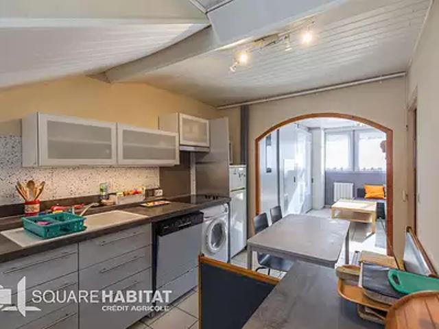 Cauterets 65110 Achat / Vente appartement 2 pièces t2 au dernier étage cave