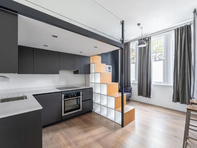 Cautley Avenue, Abbeville Village. Studio to rent £1,400 pcm £323 pw