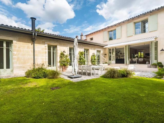 Cauderan Elégante maison en pierre, piscine, jardin et sta. 284m² Bordeaux