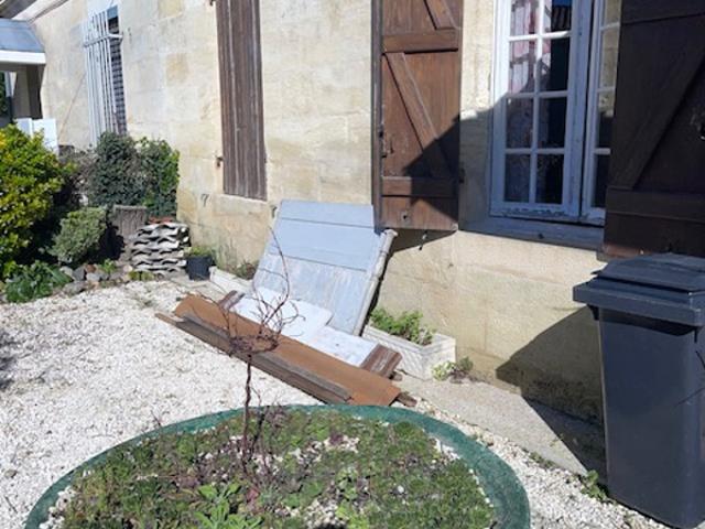CAUDERAN PROCHE ECOLE NORMALE MAISON AVEC JARDIN ET CHAI ET