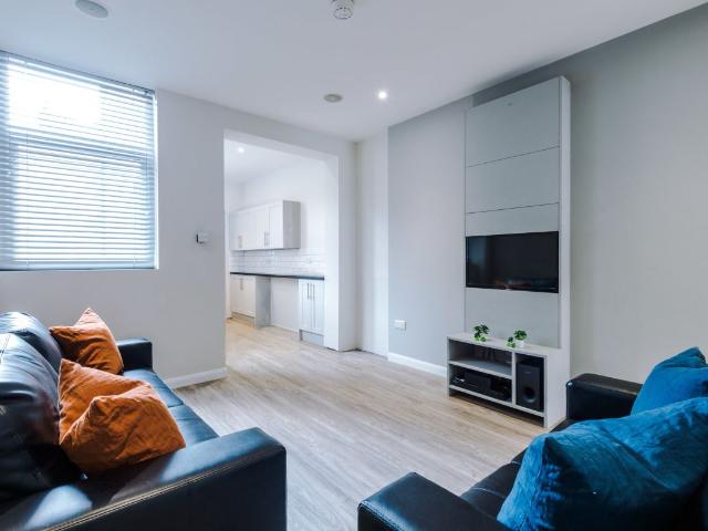 Cauldon Road, Stoke ST4, 4 bed terraced house to rent, £412 pppm | PrimeLocation