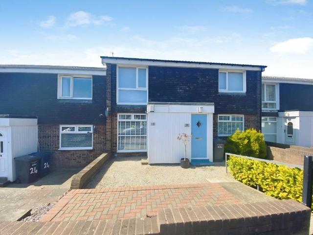 Cauldwell Place, South Shields, Tyne. 2 bed flat to rent £790 pcm £182 pw