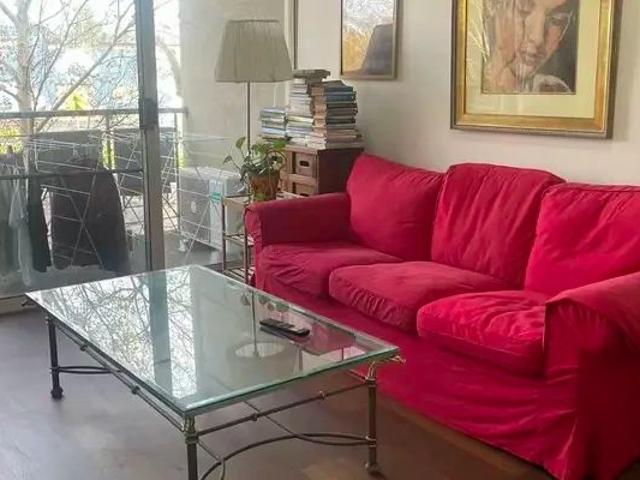 Caulfield, Monash Female Apartment, Melbourne