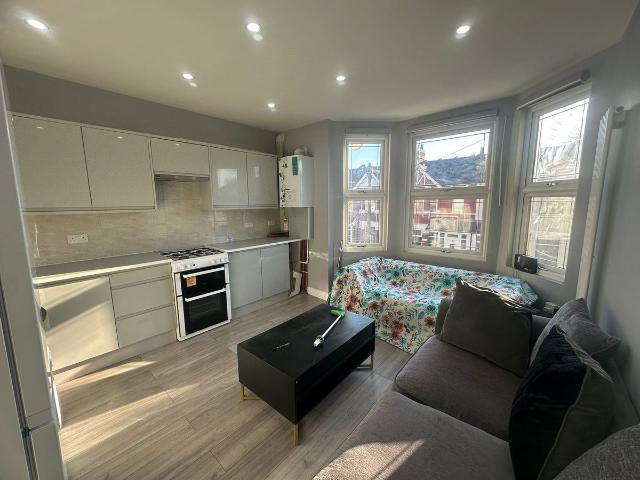 Caulfield Road, East Ham, London E6, 4 bed shared accommodation to rent, £2,799 pcm | PrimeLocation