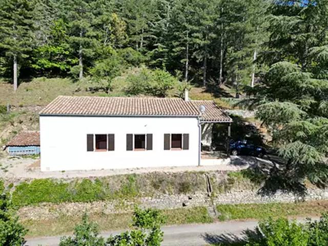 Caunes Minervois 11160 Achat / Vente maison 4 pièces t4 au dernier étage