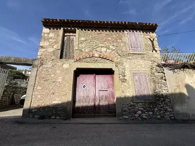 Caunes Minervois 11160 Achat / Vente maison 2 pièces t2 jardin