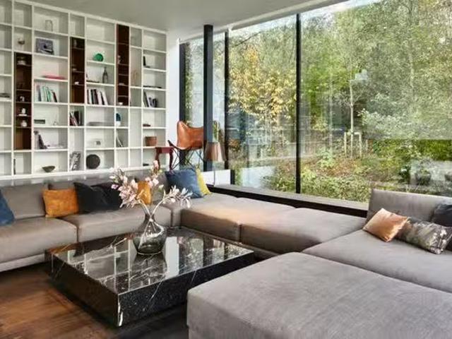Causeway Glass House