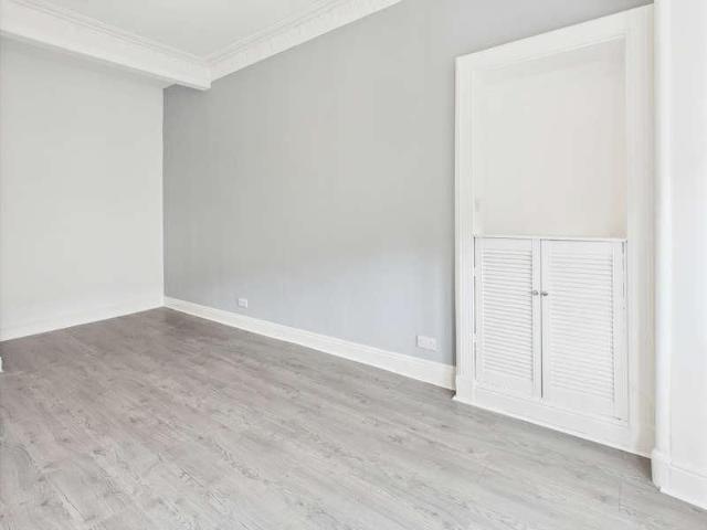 Causeyside Street, /, Paisley, PA1