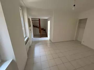 Caussade 82300 Location appartement 2 pièces t2