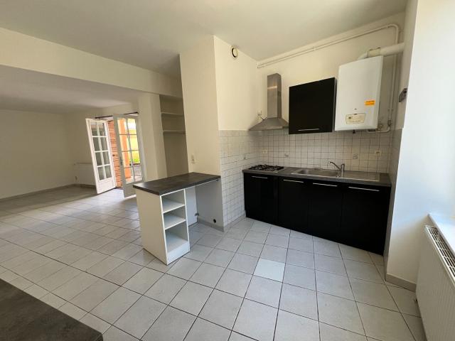CAUSSADE CENTRE T3 68 m2