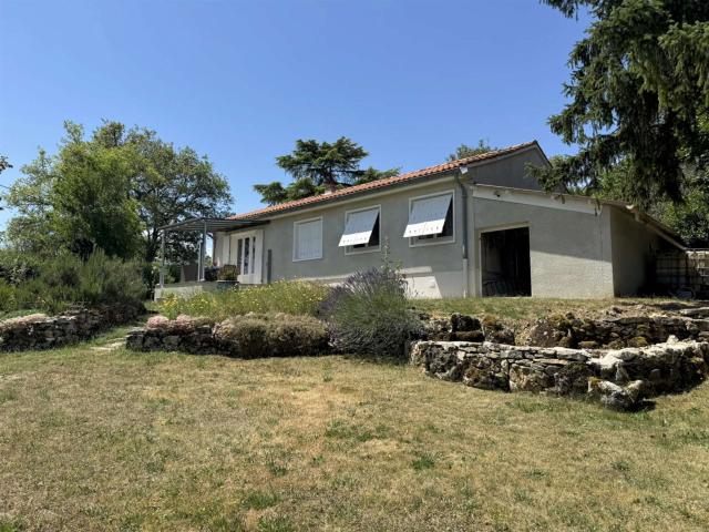 Causse de Martel: Maison de campagne rénovée avec superbe t. 97m² Cressensac Sarrazac