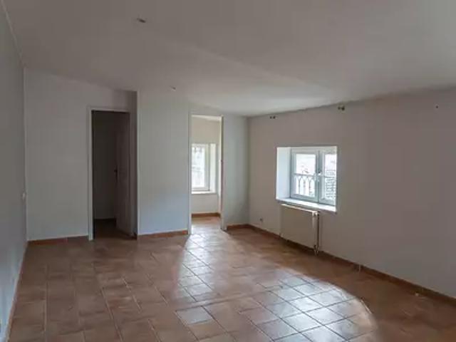 Cavaillon 84300 Achat / Vente appartement 2 pièces t2 au dernier étage cave