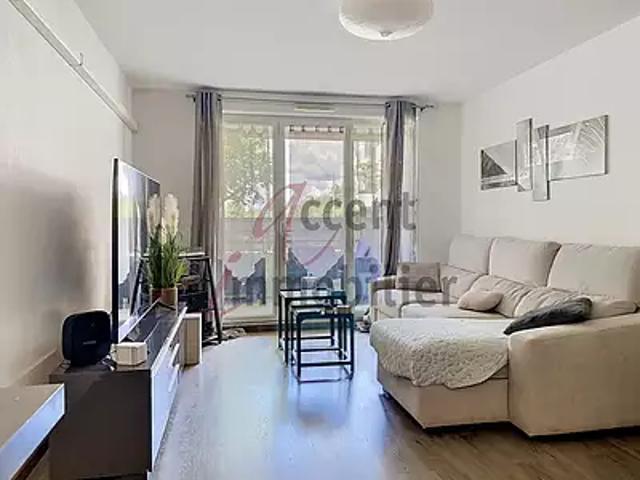 Cavaillon 84300 Achat / Vente appartement 4 pièces t4 au dernier étage