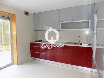 Cavalões Moradia de gaveto T3