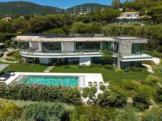 Cavalaire sur Mer 83240 Achat / Vente maison 11 pièces t11 piscine