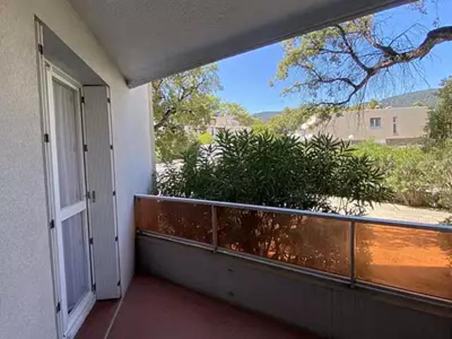Cavalaire sur Mer 83240 Location appartement 2 pièces t2 parking