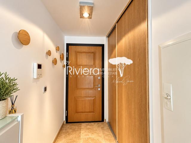 Cavalaire sur mer 2 pièces avec terrasse et parking Pisc. 41m² Cavalaire sur Mer