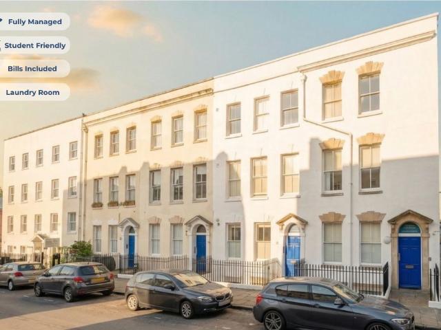 Cave Street, Bristol BS2, Studio to rent, £1,300 pcm | PrimeLocation