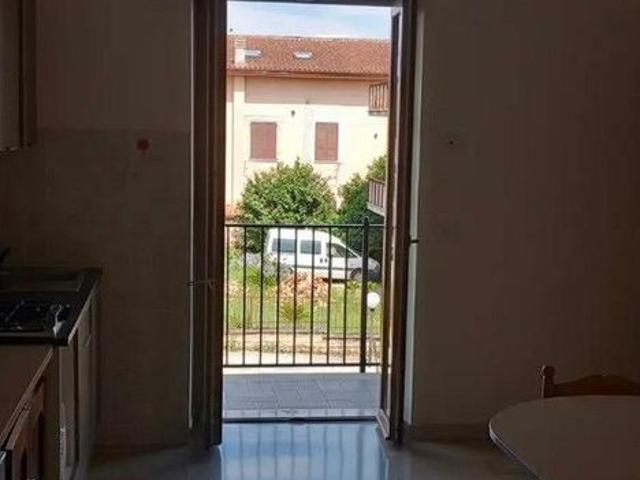 CAVE TRILOCALE ARREDATO Con BALCONE