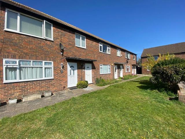 Cavendish Close, Hayes UB4, 1 bed maisonette to rent, £1,450 pcm | PrimeLocation