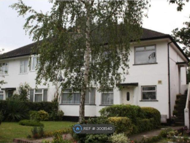 Cavendish Avenue, London W13, 2 bed maisonette to rent, £2,600 pcm | PrimeLocation